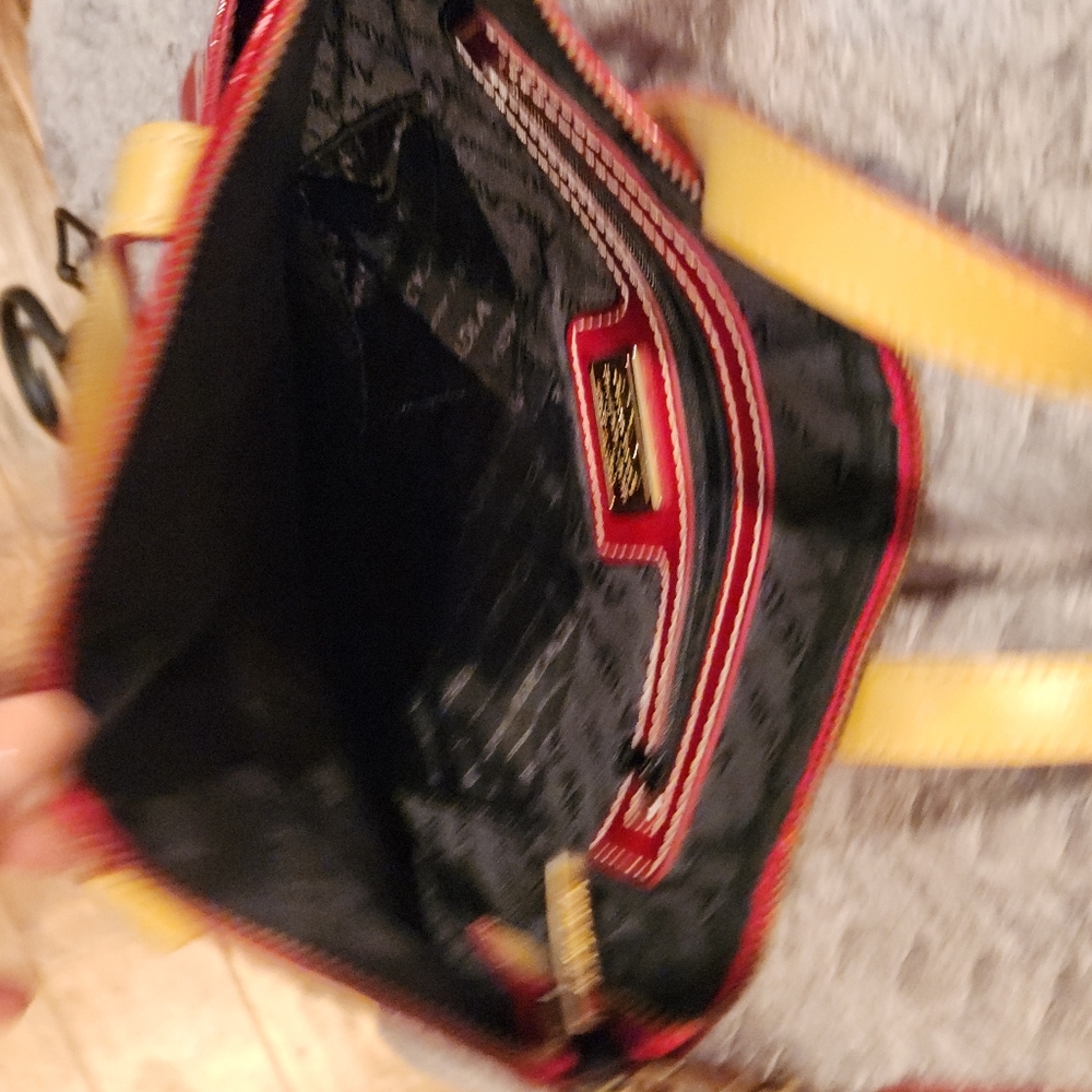 Red Crossbody - Picture 5 of 5